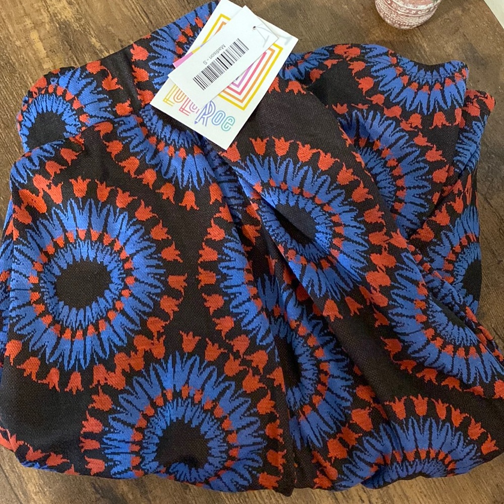 LuLaRoe Madison Skirt - S NWT